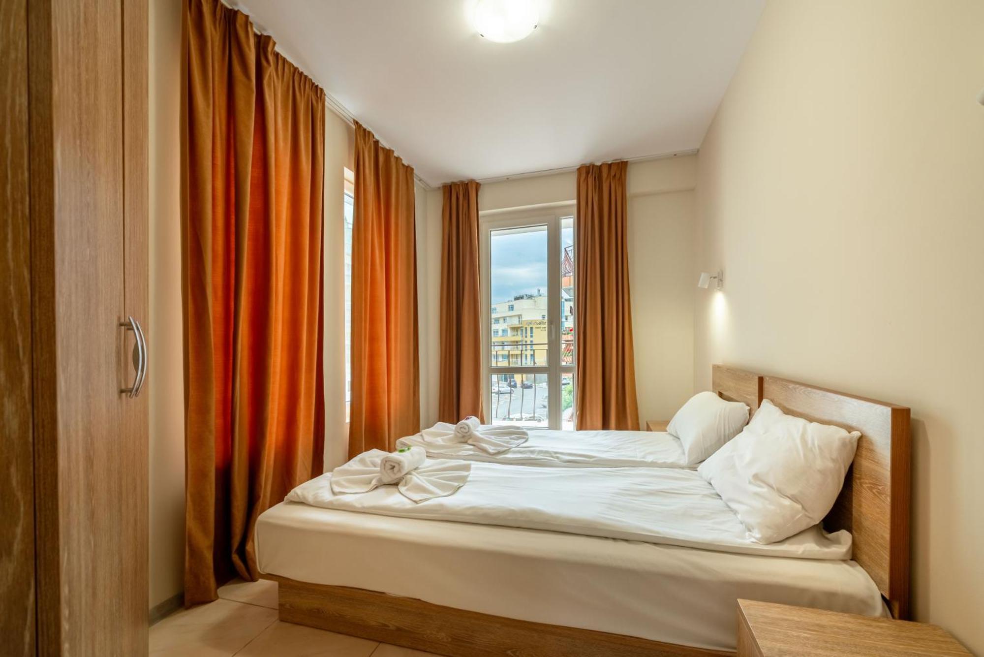 Perla Apartments Nesebar Bagian luar foto