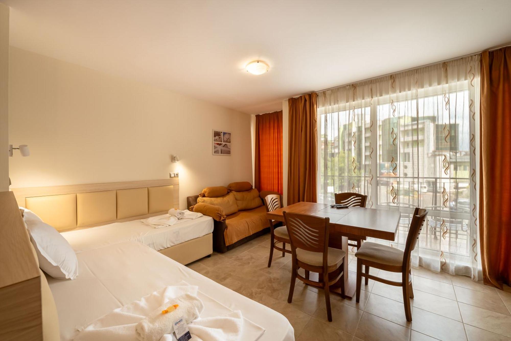 Perla Apartments Nesebar Bagian luar foto